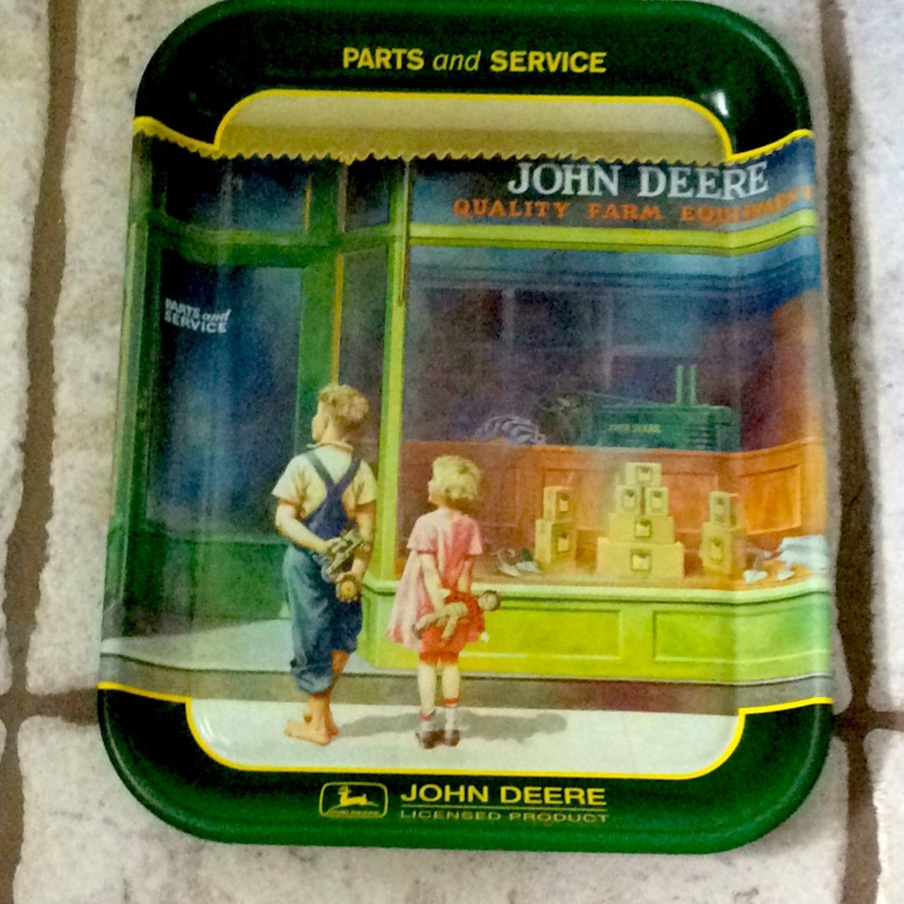 Vtg John Deere collectable 1999 tray.  Like new.